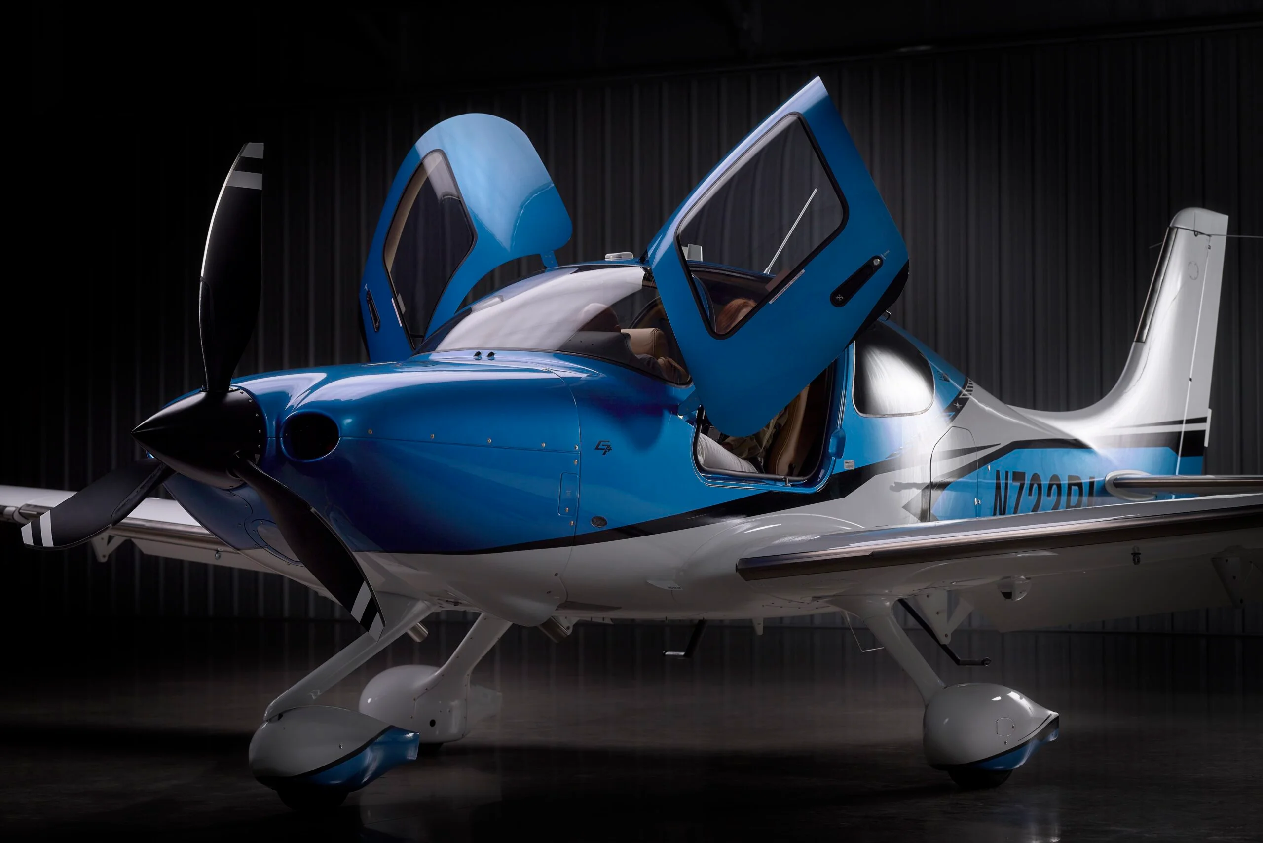 cirrus-sr-g7-product-photos-exterior-2819-scaled